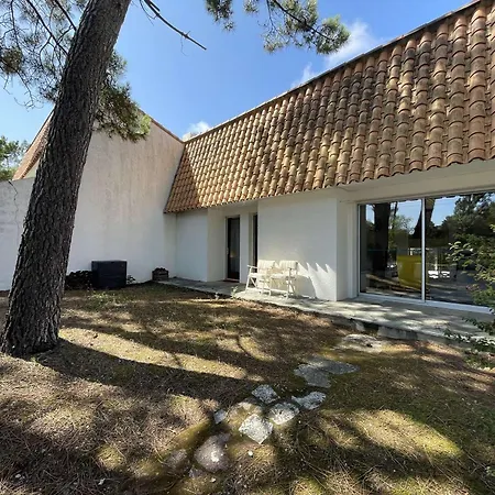 بيت للعطل Maison Spacieuse, 600m Plage, 6 Couchages, Parking Gratuit, Jardin, Terrasse, Wifi Optionnel - Fr-1-224c-210